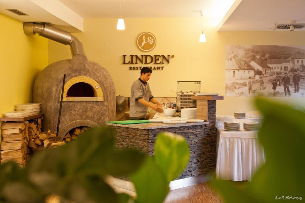 Linden Restaurant And Pension Brno Eksteriør bilde